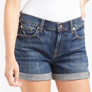 Banana Republic Medium Rinse Low Rise Cuff Denim Shorts, Women’s Size 24/00 P.